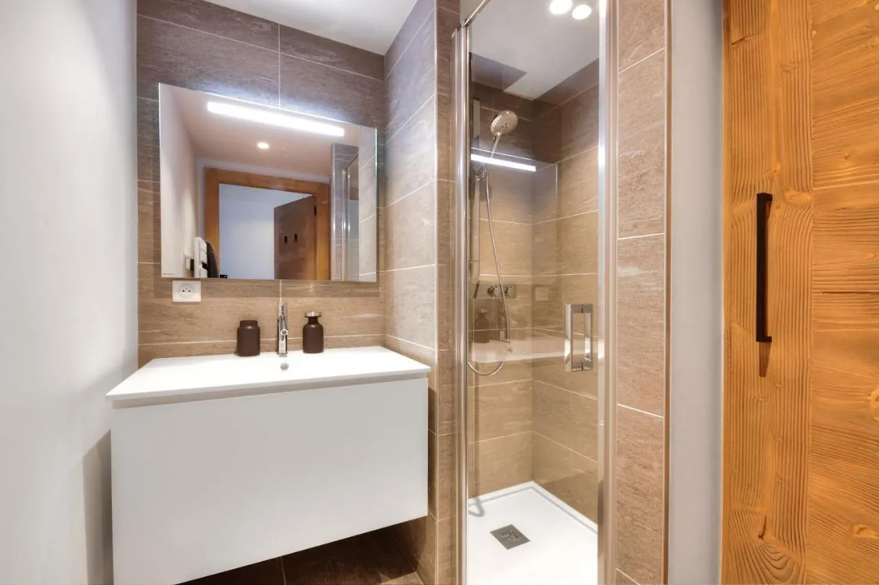 Stallion D15 Megeve Apartment